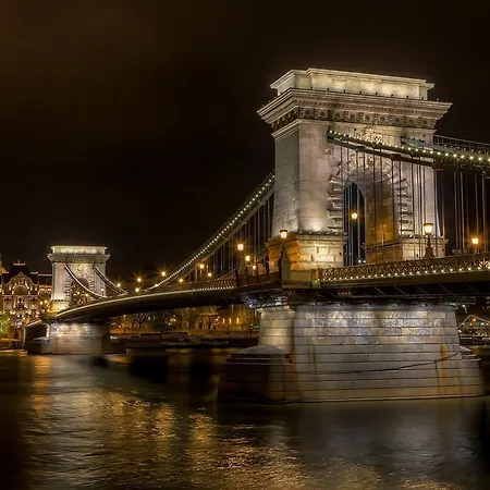 Hotel apartamentowy Luxury Downtown 4*