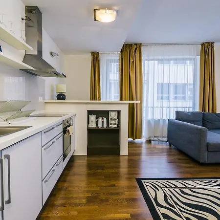 Hotel apartamentowy Luxury Downtown