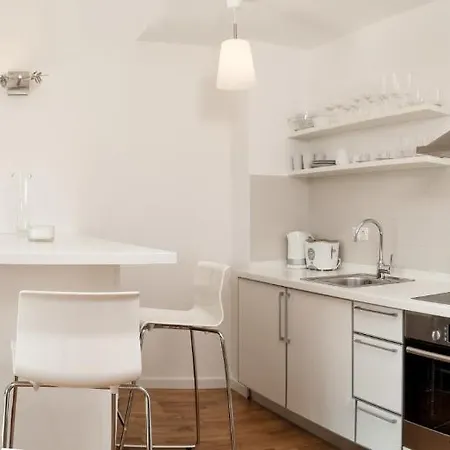 Hotel apartamentowy Luxury Downtown